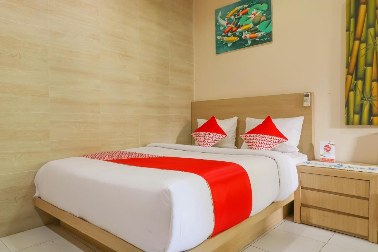 Hotel Oyo 2581 Ketut Smile Denpasar Exterior foto